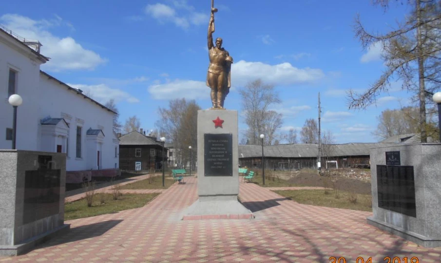 Памятники - немые свидетели истории.