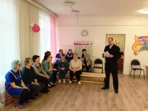Полицейские проводят беседы в трудовых коллективах по профилактике мошенничества