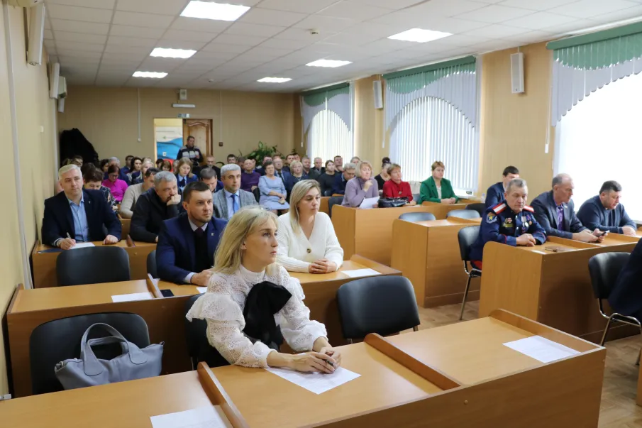 Внеочередное заседание Совета депутатов городского округа город Шахунья третьего созыва.